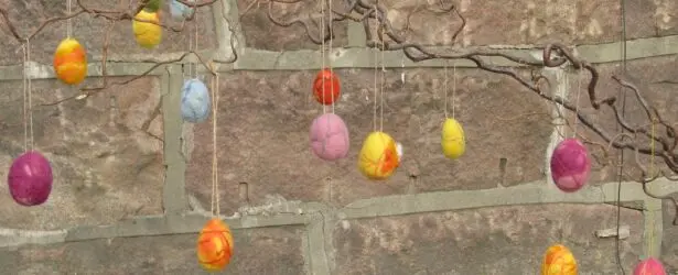 Tova påskeegg i ull fra Sjølingstad Uldvarefabrik