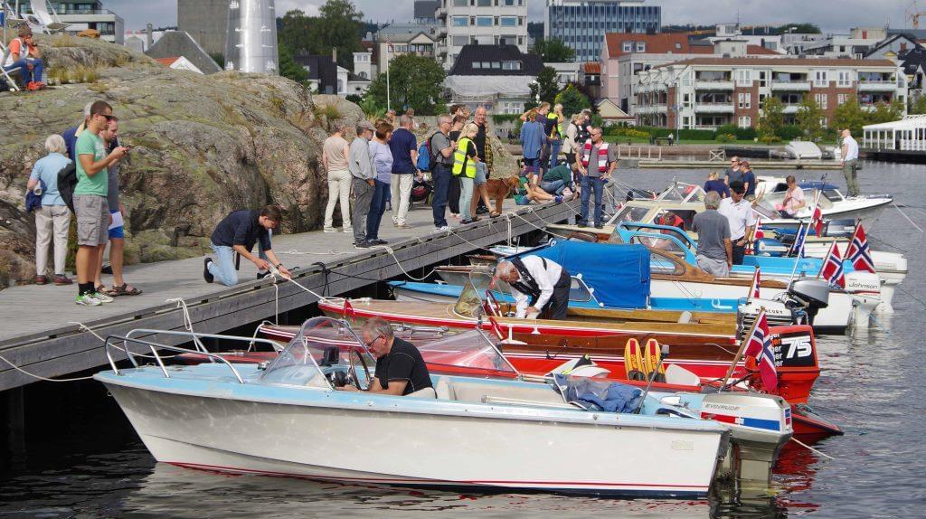 Plastikk plastbåtregatta med plastbåter på Odderøya.