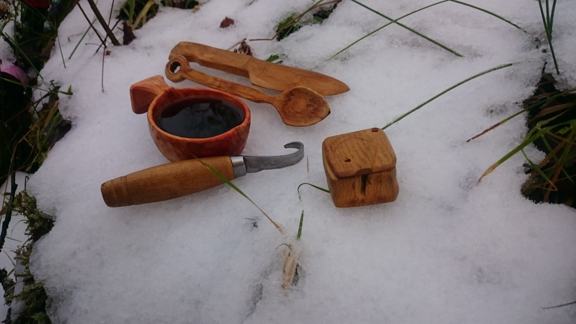 Redskaper i snøen under Vinterviking.