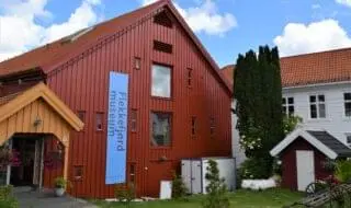 Fasaden til Flekkefjord museum