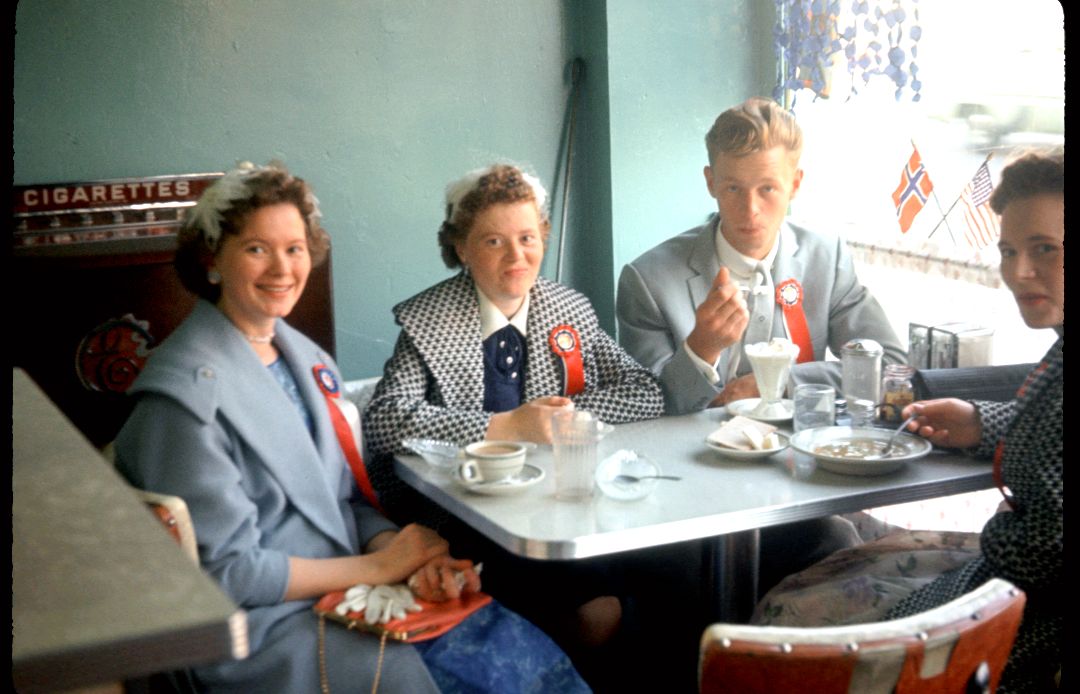 Bilde fra utstillingen; Lapskaus Boulevard. Norske innvandrere i Brooklyn, 1950-1970.